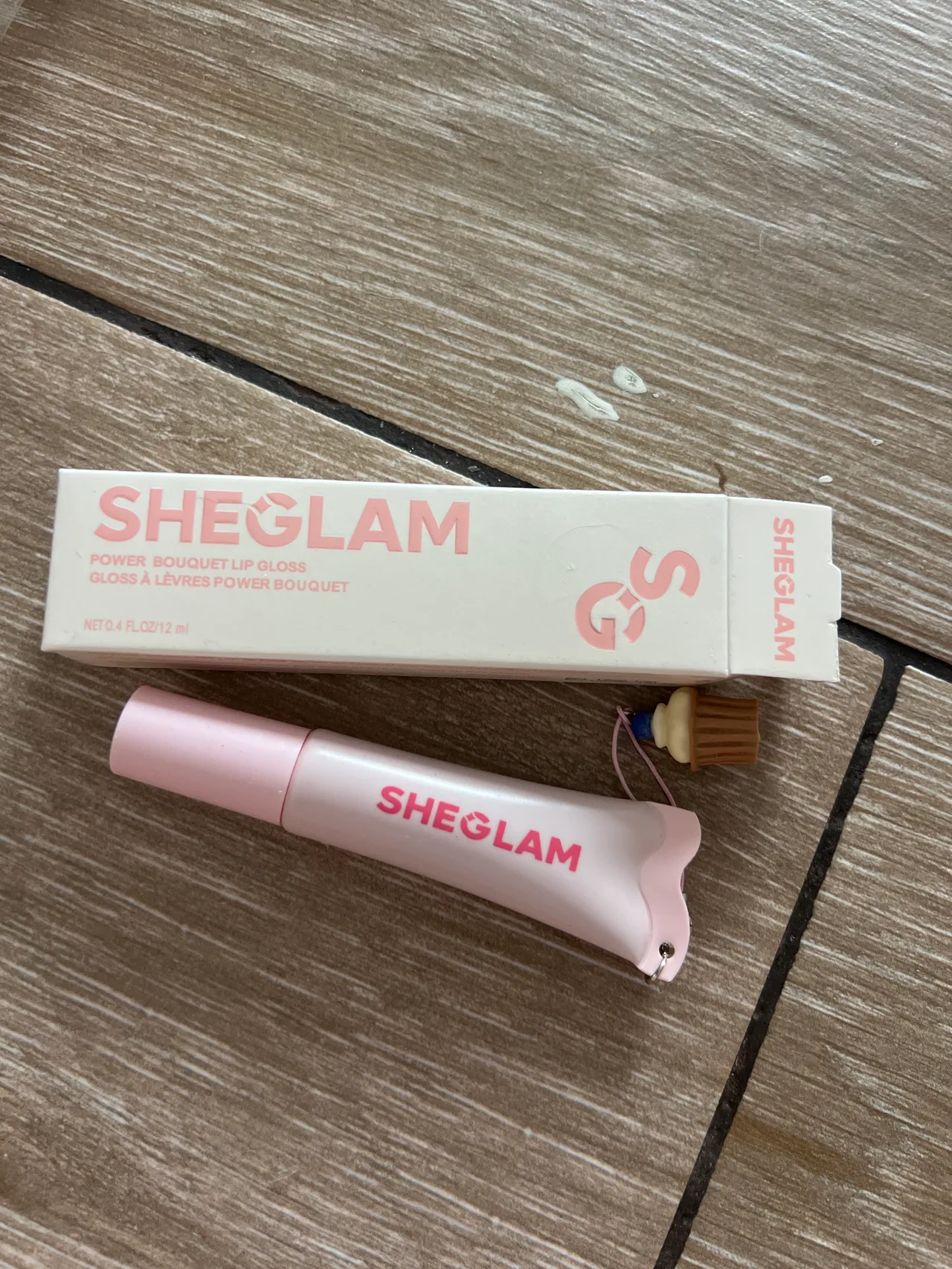GLOSS SHEGLAM ROSA FUERTE
